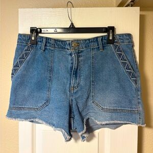Knox Rose embroidered denim shorts size 12